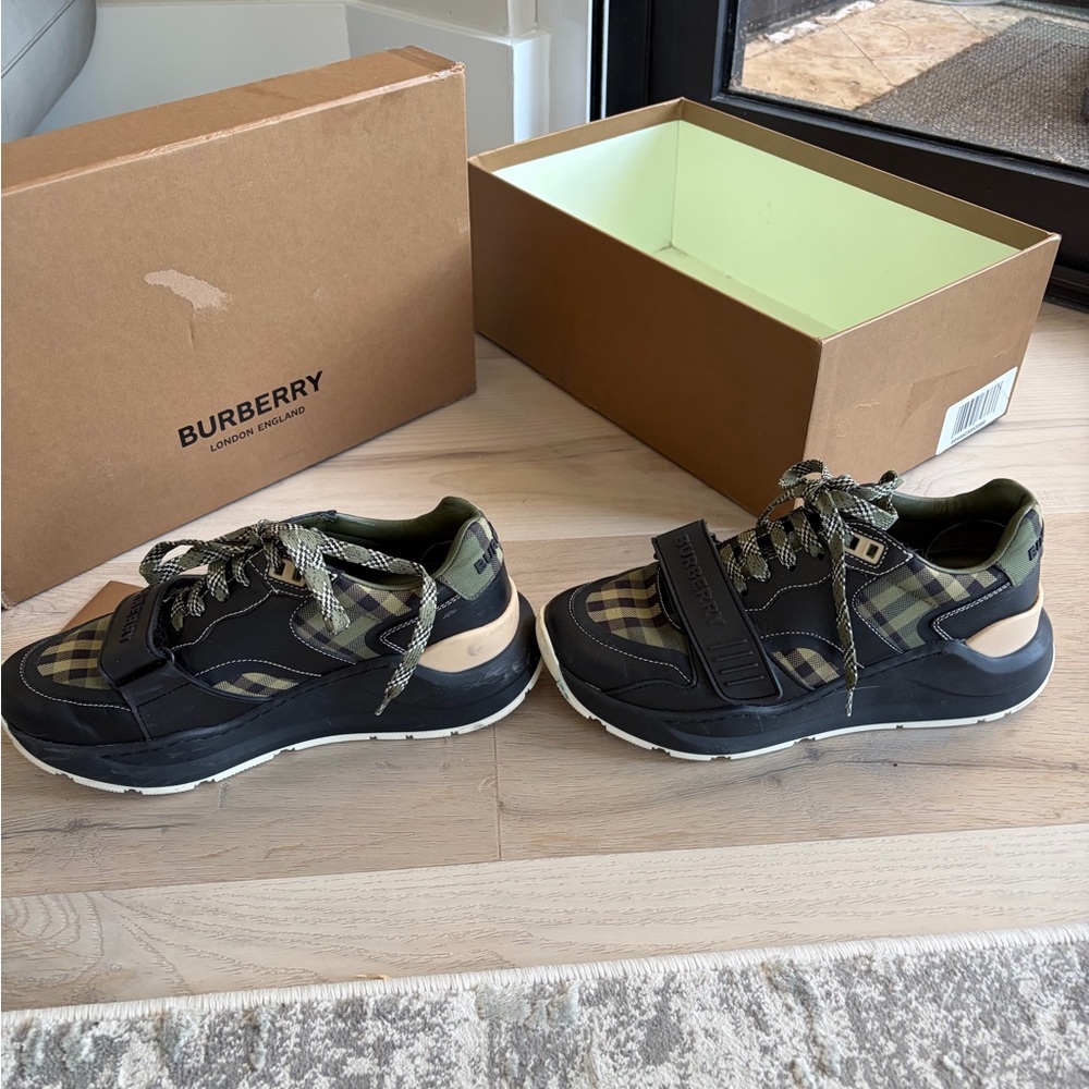 Burberry green plaid chunky sneaker